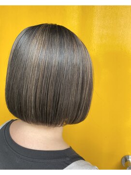 アルカンシエル(Arc-en-ciel) ★ハイライト★ショートボブ