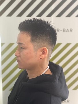 バーバーバー 四谷(BARBER-BAR) 大人の刈り上げスタイル