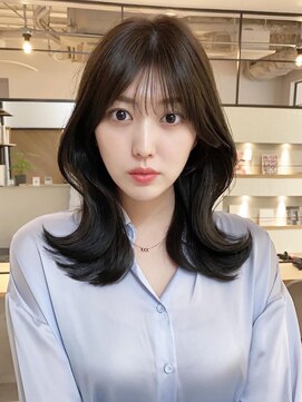 アイヴィ 表参道(IVY) 韓国風くびれヘア【田部井達朗】