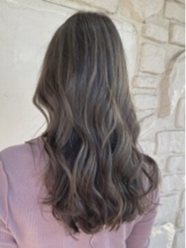 イロヘアミーサ 矢作店(ilo.hair mysa) 白髪ぼかしハイライトカラー