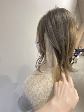 パラゴ(PARAGO.) 《緑橋/女性サロン》インナー　ホワイト×くすみベージュ