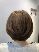 ショートグラデーション白髪ぼかしアッシュ