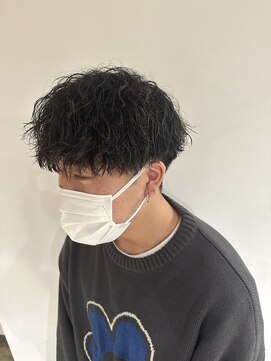 ザ オーダー(THE ORDER) ツイストスパイラルパーマ波巻きスパイラルパーママッシュ刈上げ