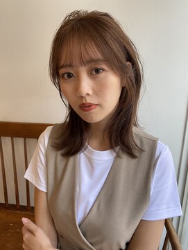 ガーランド (Garland) 大人かわいいピンクベージュ/小顔シースルー前髪/くびれヘア