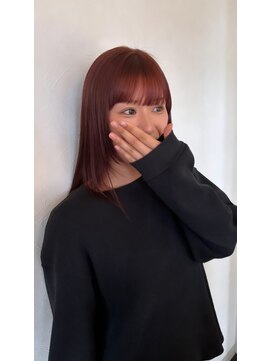 美容室フルール 20代30代ソフトウルフ肩ラインダブルカラーピンクカラー