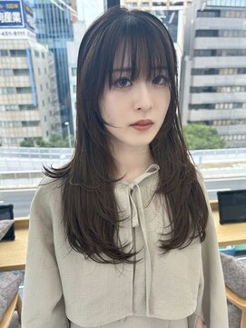 ビューナゴヤ 名駅(VIEW NAGOYA) 顔まわりカット/レイヤーカット/韓国/ロングセミディ/グレージュ
