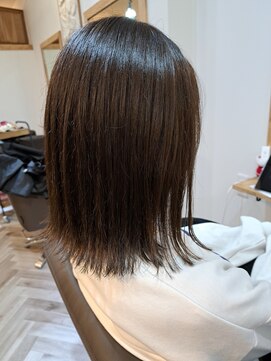 カラ(Cara) 艶髪ミディアム♪