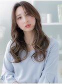 センターパートグレーベージュ小顔抜け感ヘアc5越谷20代30代40代
