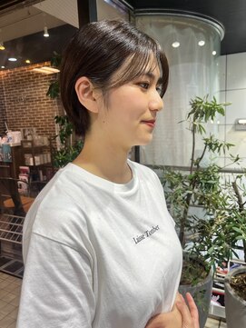 ヘアーアンドメイク ビス(HAIR&MAKE bis) 丸みショートカット♪