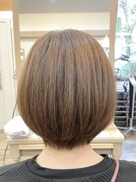 アルターリール(aL ter Rire) 黒髪/ボブルフ/ネビージュ/小顔/ワンレン/福原遼華