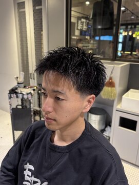 フランクスバーバーザスタンド(Frank’s barber the stand) メンズヘアスタイルF