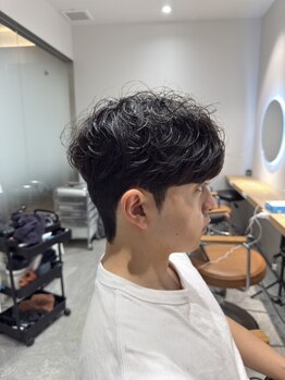 アン 梅田(A.N)の写真/【梅田/西梅田/メンズ】パーマがトラウマな人でもお任せください！スタイリング方法までしっかりお伝え◎