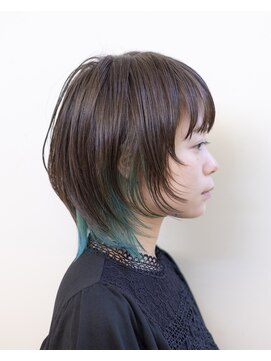 エルレ(Elure) ウルフ#レイヤーカット#グリーン#インナーカラー#浜松#浜北#磐田