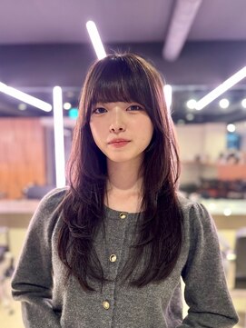 ピチカート(pizzicato) ミディアムレイヤー/ハッシュカット/チャコールグレー