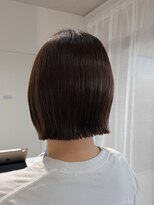 ログ(log)&nbsp;ニュアンスパーマ　髪質改善カラー　顔まわり　レイヤー　艶髪