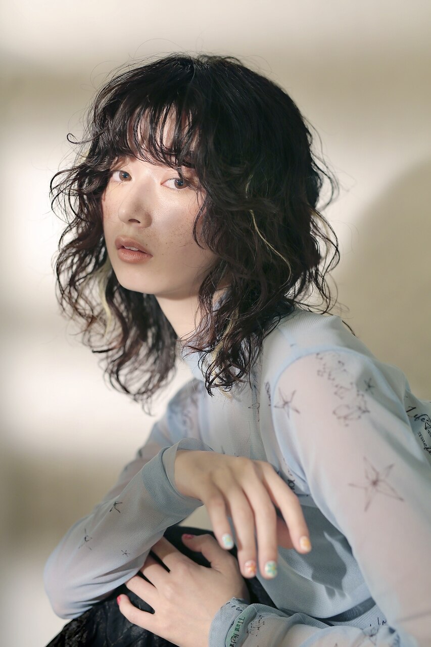 Makita - クルクルパーマ 2025年夏】くるくるパーマの髪型・ヘアアレンジ｜人気順