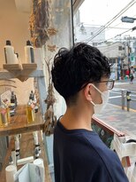 ココロカラ(Cocorokara)&nbsp;無造作　清潔感　ツーブロック　パーマスタイル