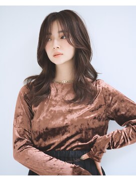 ベルバイリトル(belle by little) ミディアムレイヤー小顔前髪カット大人かわいい20代30代40代
