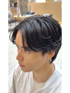 ヒビヲ(HIBIO) ニュアンススパイラルツイストパーマツーブロックセンターパート