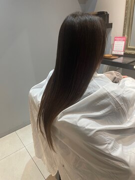 リプラス(Replus) スーパーロング髪質改善トリートメントのお客様です。