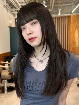 ノイカーム(noi Calm) 顔周りレイヤーカットくびれヘアミルクティーベージュカラー