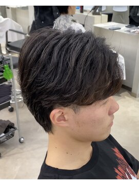 リベル(LIBER) フェザーパーマ[八王子駅/メンズカット/メンズパーマ］