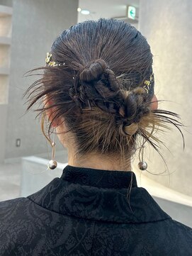 ヴィサージュアクト(VISAGE a.c.t) ねじねじカチモリヘア