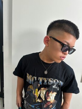 キング 楠葉店(K!ng) 波巻きツイストスパイラルパーマ/フェザーパーマ/眉毛/メンズ