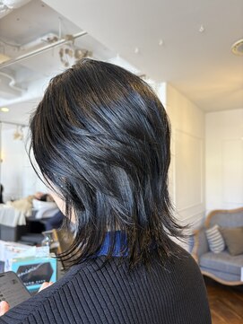 トリコ(trico) レイヤー　黒髪　ウルフ