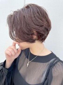 ルーファス 下北沢(Ruufus) くびレイヤーエモージュ長めバング小顔愛されミルクティーカラー