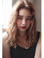 ソイ コンク 下北沢(soi conc)&nbsp;カジュアルカール×ミルクティーベージュ 【下北沢ELICA】