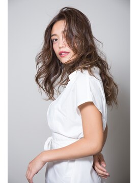 ココア ジョイ(COCOA JOY) 色気が漂うスタイリッシュロング