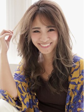 アグ ヘアー ロセス 小山駅東通り店(Agu hair rothes) レイヤーたっぷりな大人綺麗めロング