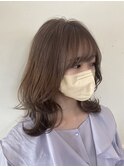 ベージュカラー