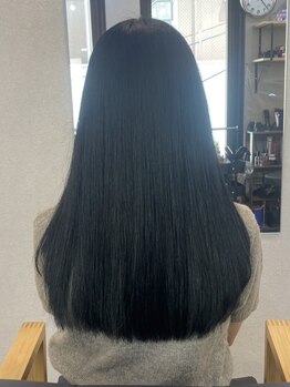 チアー モトマチ(cheer motomati)の写真/【元町駅1分】クセやうねりでお悩みの髪もお任せ◎髪質・髪の状態に合わせた施術で理想のストレートヘアに!