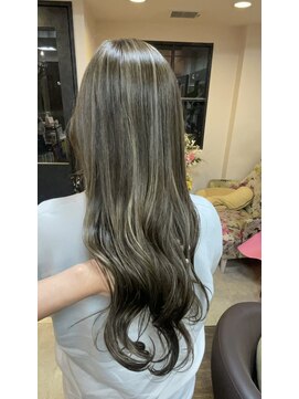 イク(iku) コントラストハイライト