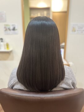 フリージア(freesia) 髪質改善トリートメント/ツヤ髪スタイル/ニュアンスカラー