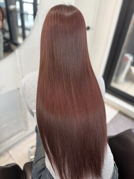 ラビス(Lovis) ホワイトブロンド/外ハネボブ/ワイドバング/ブルーブラック