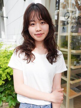 ビュートリアム 福岡(BEAUTRIUM) 顔周りレイヤーを活かしたパーマヘア