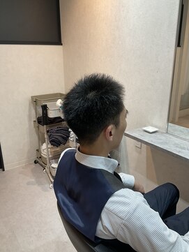 イロ(ilo.) 大人の爽やかベリーショート