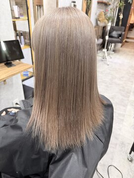 シールドヘアー 沖縄 新都心(C'LD Hair) ホワイトミルクティー