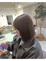 フォル(VOL.) グレージュカラー