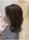 大人可愛いオリーブグレージュ