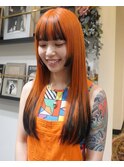 鮮やかオレンジ×ブラックのヘアカラーデザインレイヤー艶感