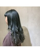 モノ アンド イニ(Mono & inni) 【奈良/inni hair】カーキカラー　ダークグリーン