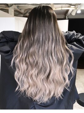 ラフ 難波店(LAFF) #黒髪#ボブルフ#ネビージュ#小顔#ワンレン