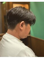 ヒロギンザバーバーショップ 丸の内店(HIRO GINZA BARBER SHOP)&nbsp;メンズセンターパートニュアンスパーマ　東京/大手町/丸の内
