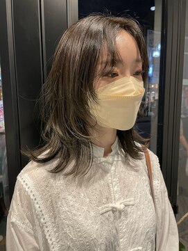 ヘアー アイス ルーチェ(HAIR ICI LUCE) ウルフヘア / 山中