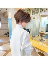 ロンド ストラーダ 心斎橋(Lond strada)&nbsp;ショート×ハイライト白髪ぼかし×シルキーベージュ[心斎橋]