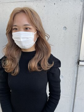 アチーブ ヘア デザイン(achieve hair design) ホワイトベージュブランド 前髪なしくびれウェーブロング